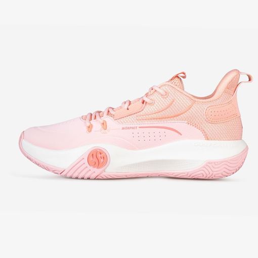 کفش بسکتبال مردانه صورتی با طراحی مقاوم و انعطاف‌پذیر، مناسب برای دویدن، پرش و حرکات سریع در زمین بسکتبال، با زیره ضد لغزش و قابلیت جذب ضربه بالا برای محافظت از مچ پا و افزایش راحتی هنگام بازی