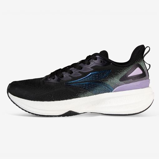 کفش رانینگ زنانه ۳۶۱ درجه در رنگ مشکی و بنفش، با طراحی حرفه‌ای برای دویدن، دارای رویه تنفس‌پذیر و کفی راحت و مقاوم، مناسب تمرینات ورزشی و استفاده روزمره