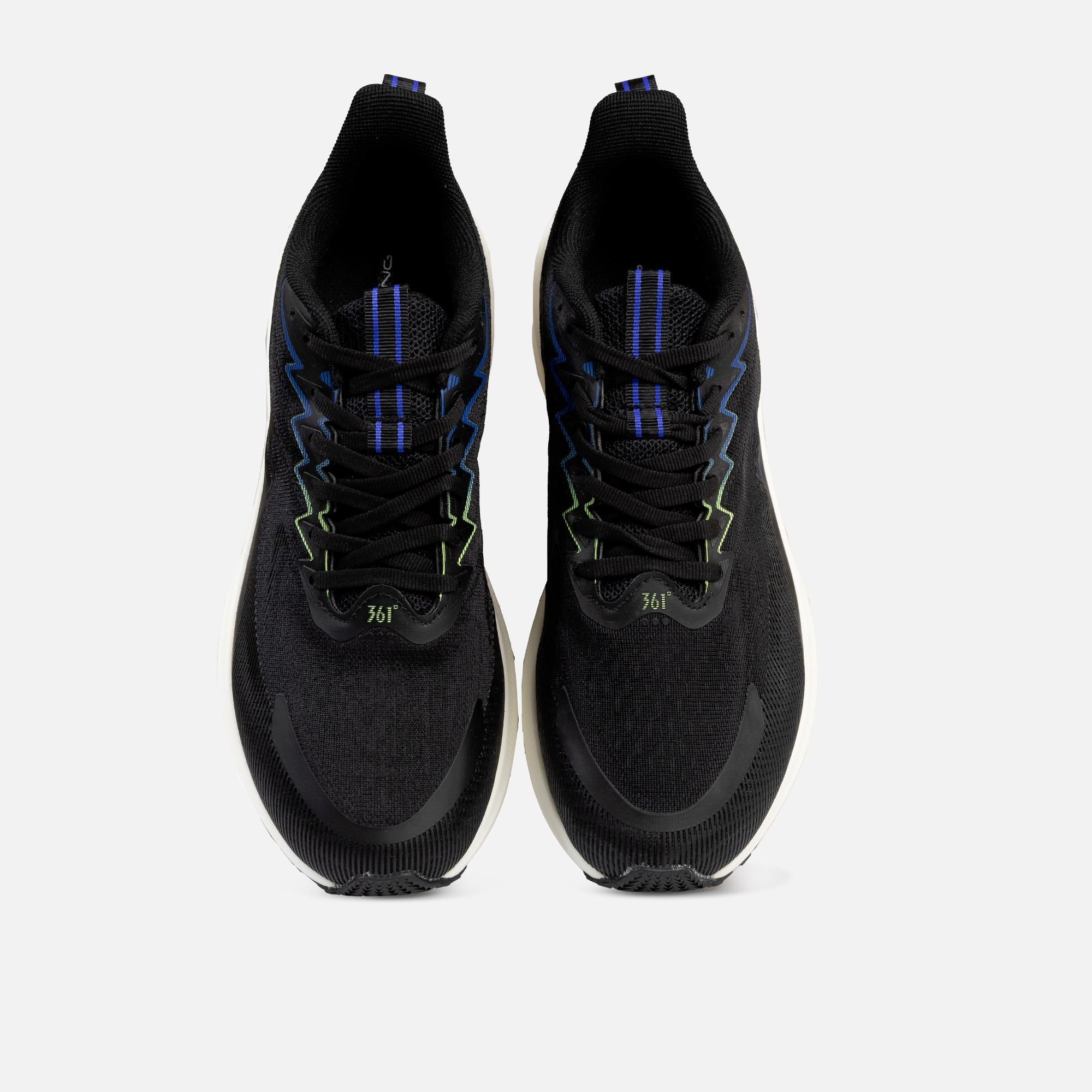 کفش مخصوص دویدن مردانه ۳۶۱ درجه مدل W572422205-5 با رویه پارچه‌ای مشکی و زیره EVA+Rubber، مناسب برای دویدن روزانه، پیاده‌روی طولانی و تمرین ورزشی.