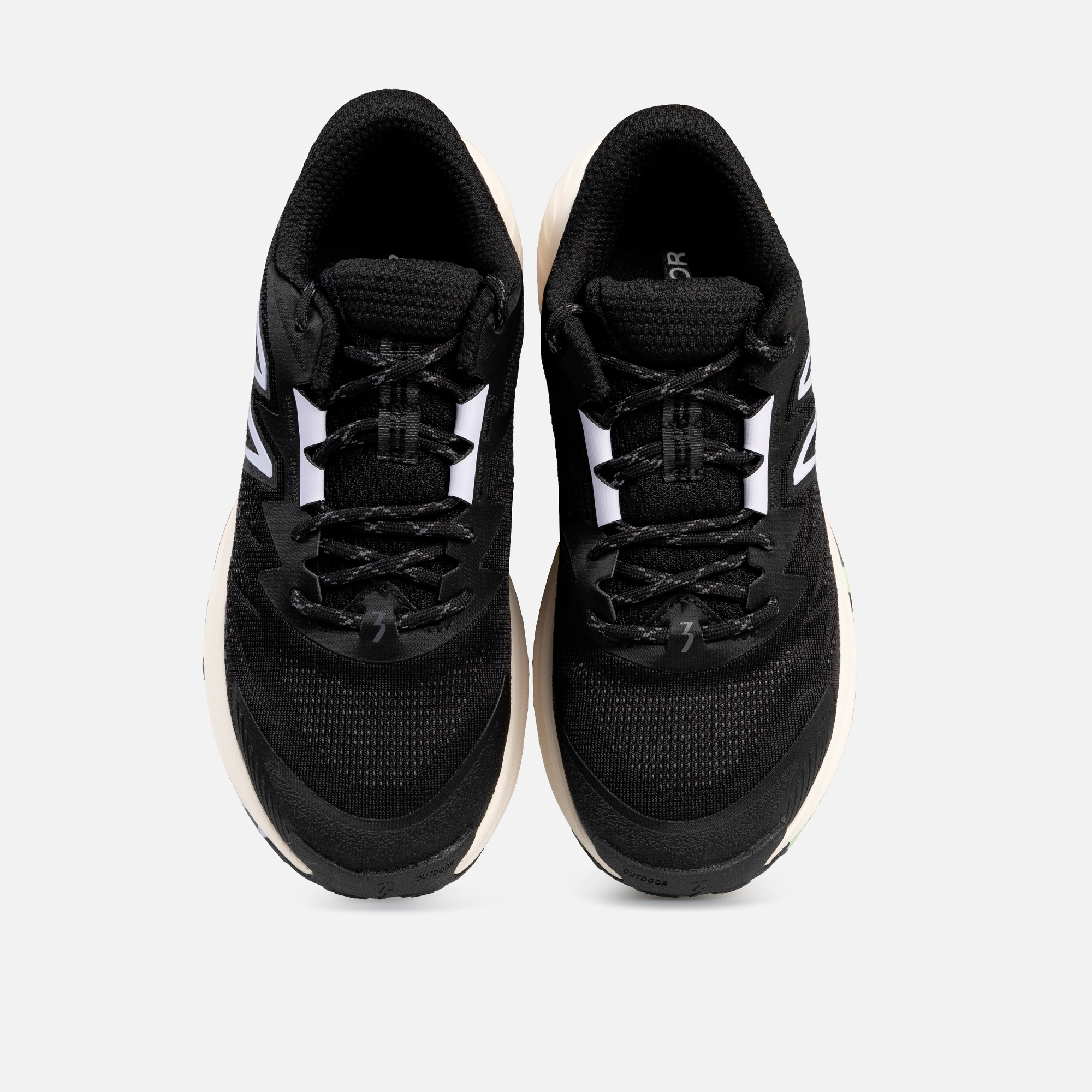 کفش طبیعت‌گردی زنانه، کفش روزمره زنانه، کفش پیاده‌روی زنانه، کفش Outdoor زنانه، کفش مقاوم در برابر آب، کفش سبک و راحت زنانه، کفش مشکی زنانه