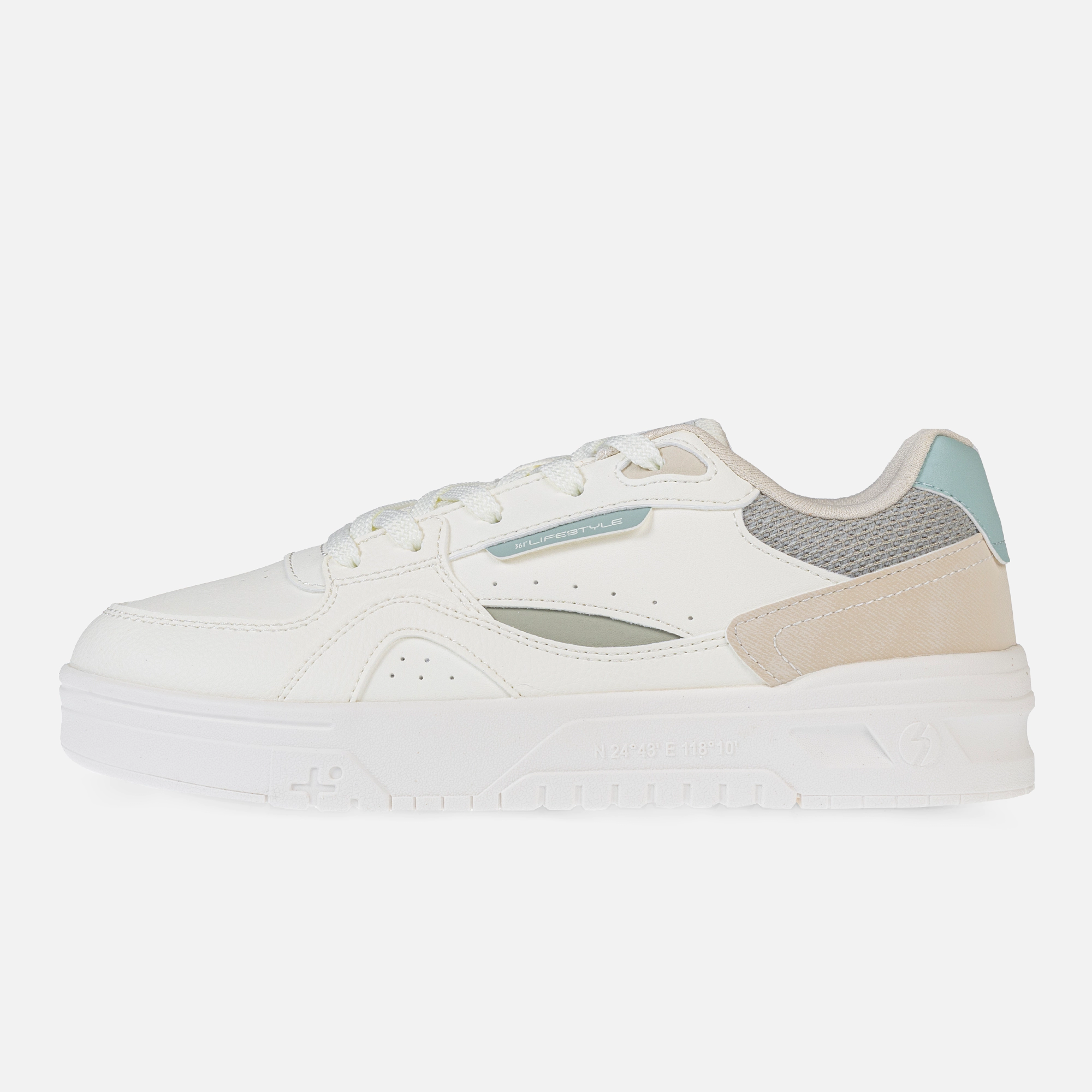 کفش روزمره زنانه، کفش پیاده‌روی زنانه، کفش سبک و راحت، کفش سفید زنانه، کفش محافظ پا، برند 361 درجه، کفش Skateboarding زنانه