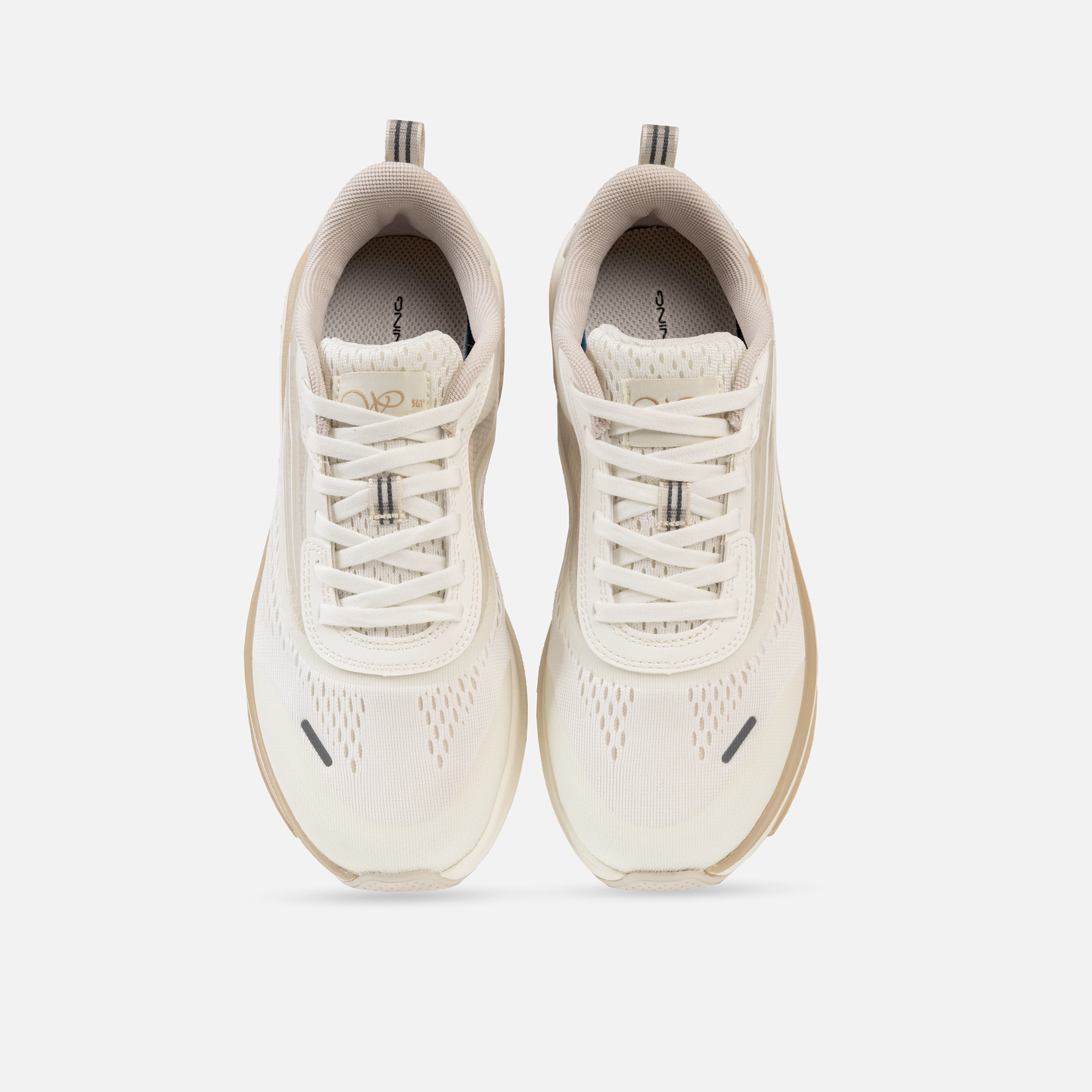 کفش مخصوص دویدن زنانه 361 درجه مدل W582422224-2 رنگ سفید و کرم، سبک و ارگونومیک با رویه پارچه تنفس‌پذیر و زیره EVA + Rubber، مناسب دویدن، پیاده‌روی و تمرین روزانه سایز 35 تا 40