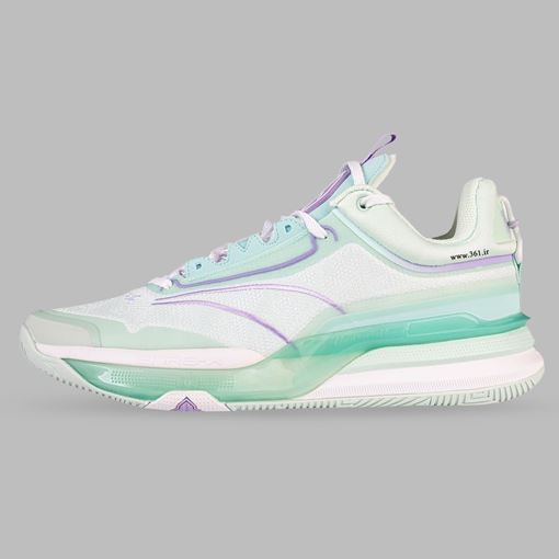 کفش بسکتبال مردانه با طراحی اسپرت و مدرن به رنگ‌های سبز و بنفش، مناسب برای ورزش بسکتبال و تمرین‌های پرفشار. این کفش دارای زیره مقاوم و ضد لغزش است که ثبات و تعادل بالا را در حرکات سریع و پرشی تضمین می‌کند. رویه کفش ترکیبی از پارچه تنفس‌پذیر و مواد مقاوم است که راحتی و دوام را در کنار انعطاف‌پذیری فراهم می‌کند. طراحی ارگونومیک آن کمک می‌کند تا از آسیب دیدگی مچ پا جلوگیری شود و عملکرد ورزشی بهبود یابد
