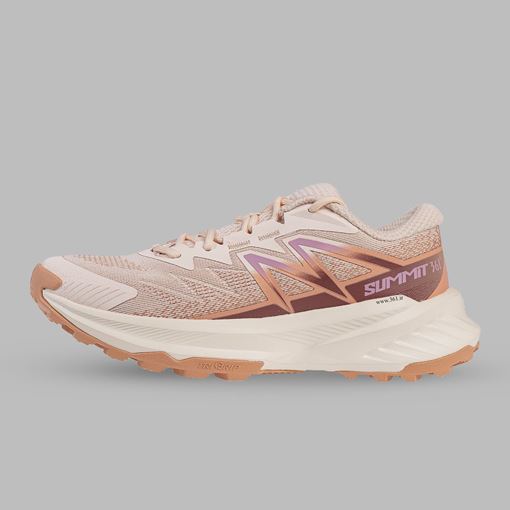 کفش طبیعت‌گردی زنانه، کفش پیاده‌روی زنانه، کفش روزمره زنانه، کفش سبک و راحت زنانه، کفش مقاوم در برابر آب، کفش مسیرهای ناهموار، کفش نارنجی زنانه، برند 361 درجه