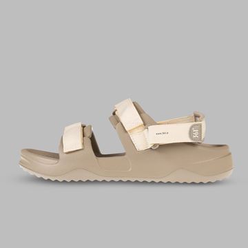 صندل مردانه ۳۶۱ درجه مدل W672526711-6H با رنگ کرم و زیره EVA+Rubber، سبک و راحت، مناسب پیاده‌روی روزمره و استفاده در فصل‌های گرم